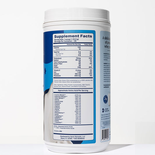 Santo Remedio Vanilla Whey Protein shake glass, ready to enjoy after training.