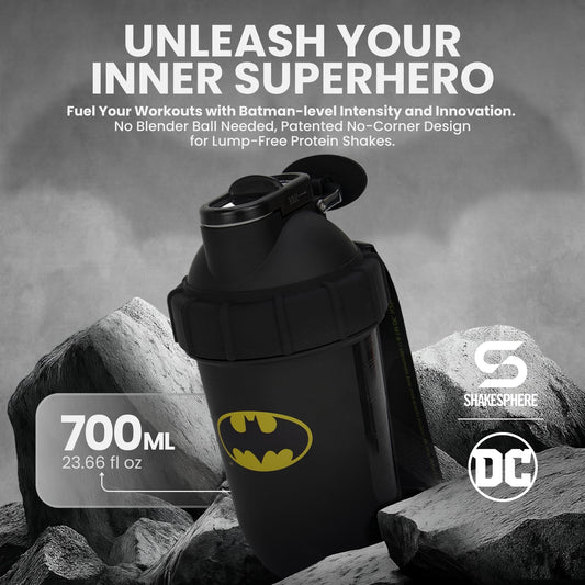 Shakesphere Tritan shaker showcasing capsule design for smooth mixing.