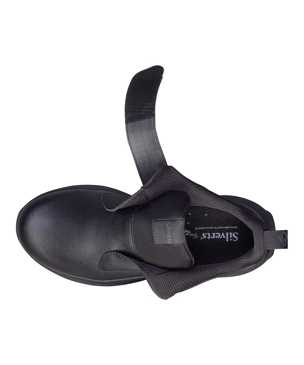 Silvert's Easy Grip pull-on feature supports simple, confident donning.
