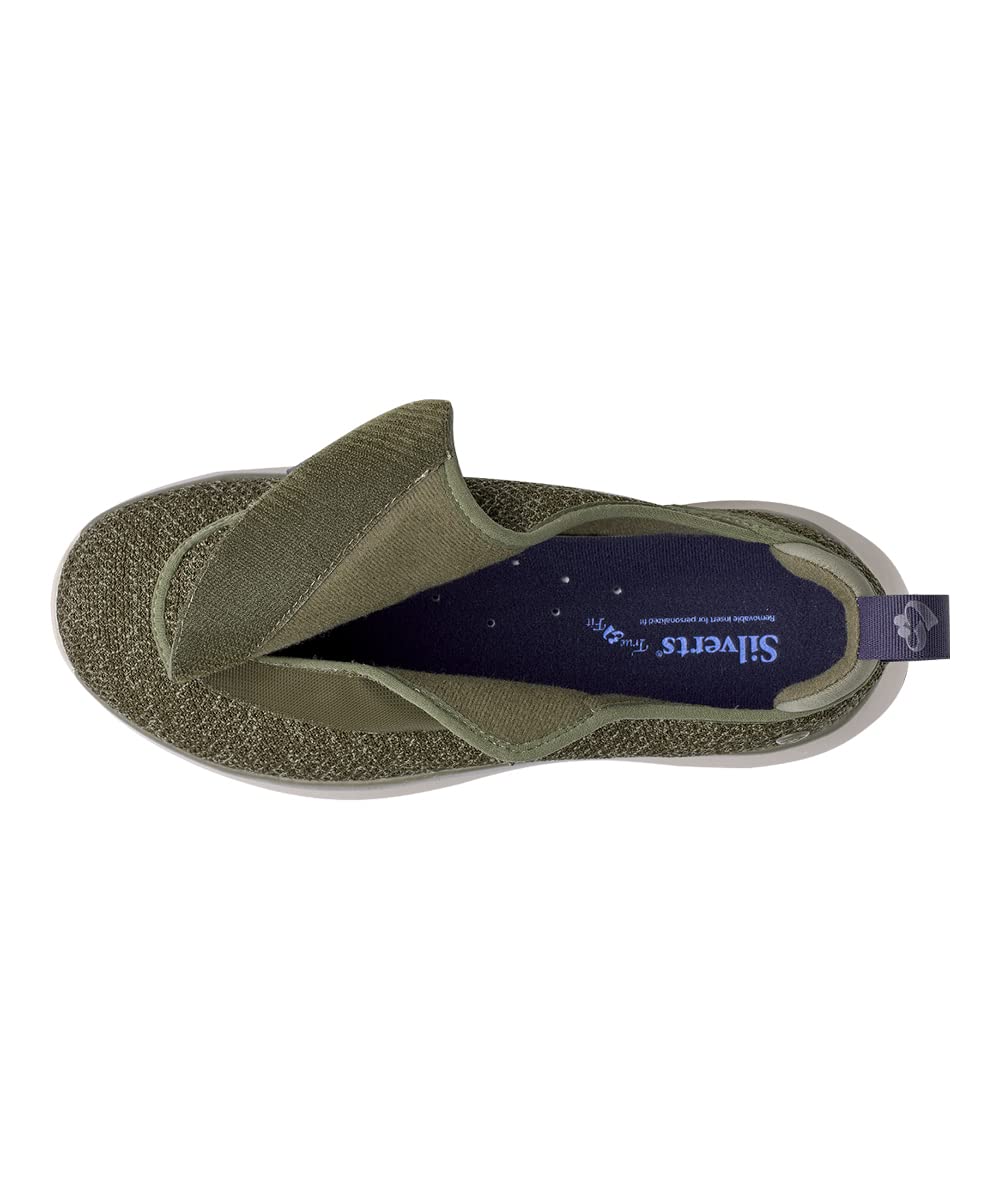 Removable insole detail of Silvert's extra-wide shoe for a personalized fit