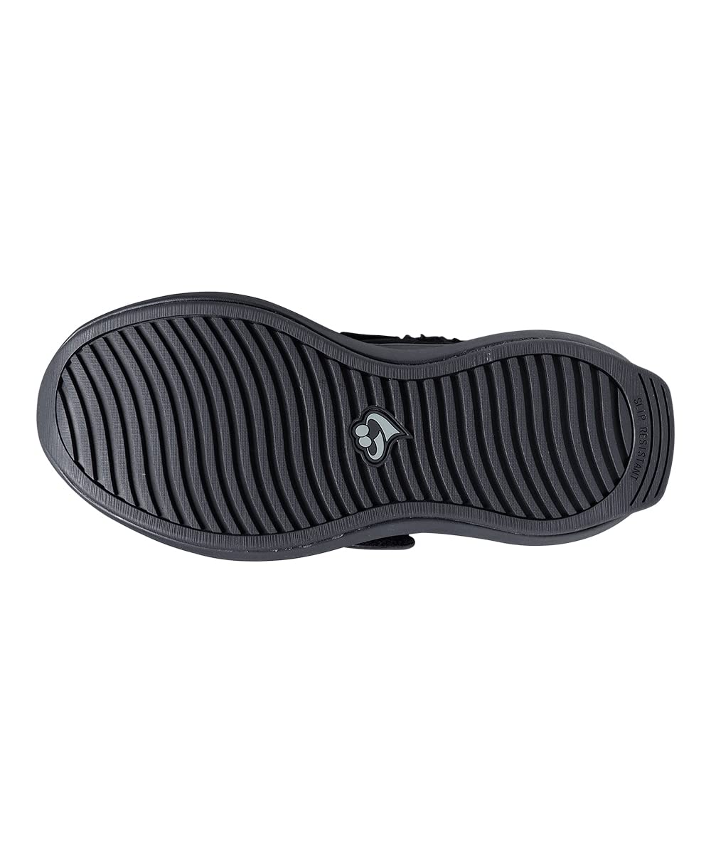Silvert's Shoes feature removable insole and spacers for a personalized fit.