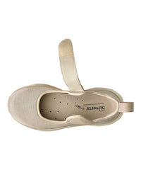 Removable insole and spacers enable a personalized fit and comfort