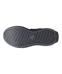 Removable insole and spacers tailor width from B to 2E for a better fit.