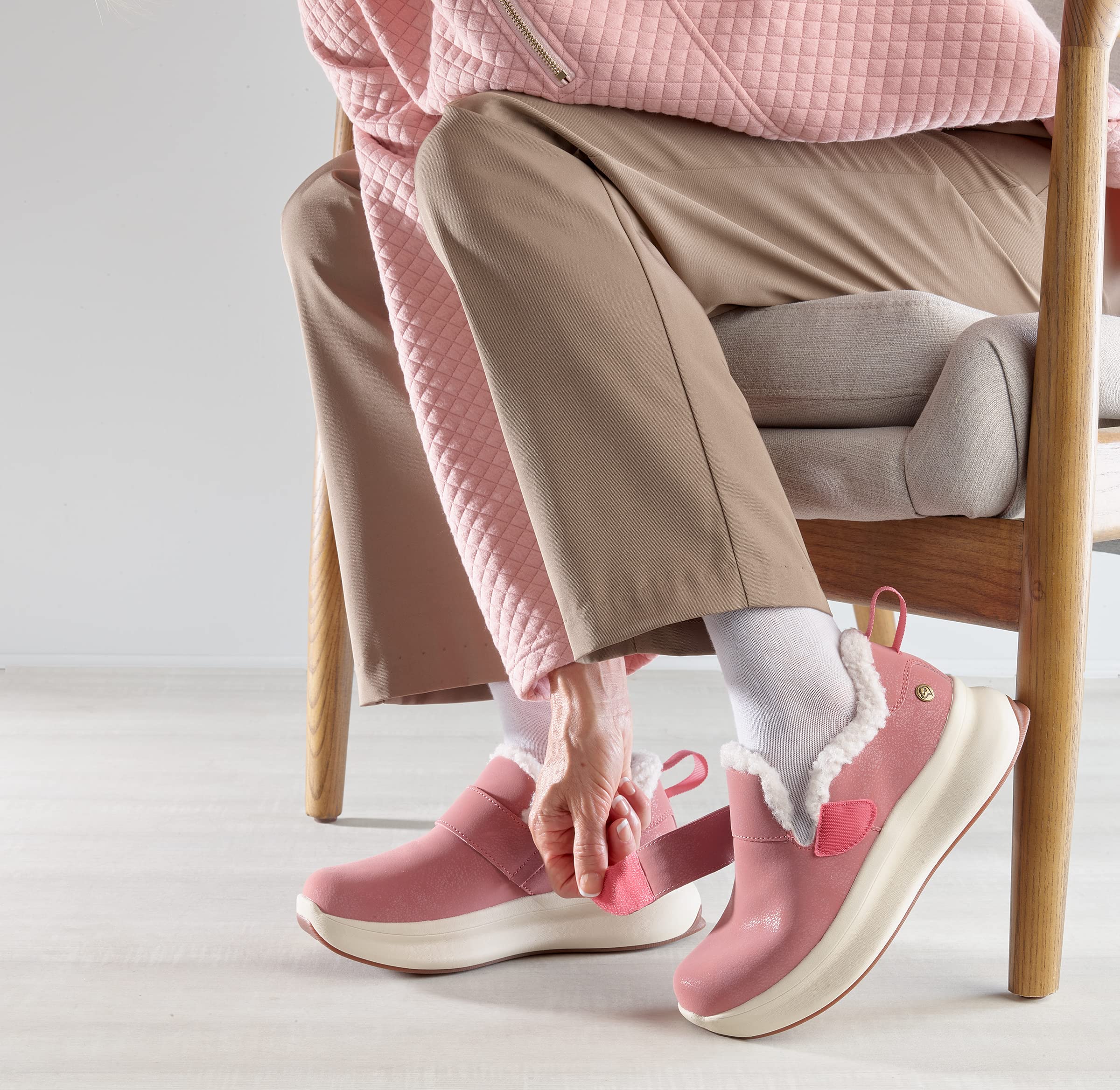 Silvert's Wide width comfort shoe in Black offers versatile style and support.