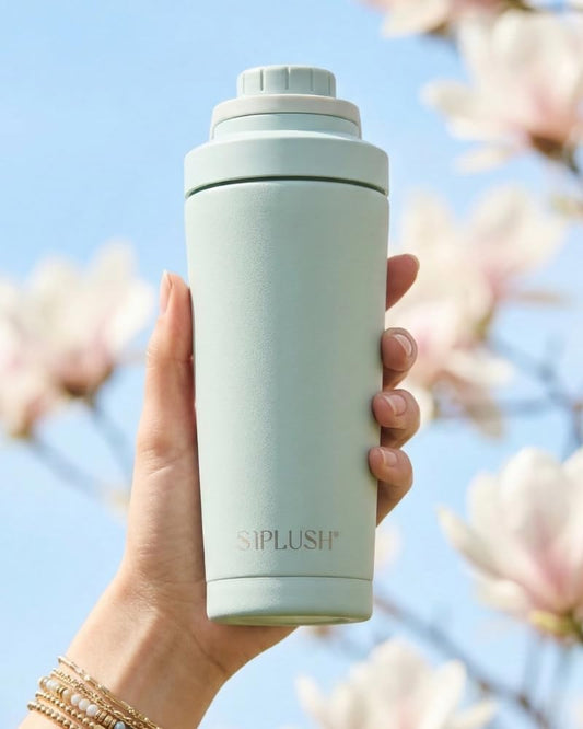 SIPLUSH Paradise Shaker Cap with leakproof chug cap helps prevent spills during workouts