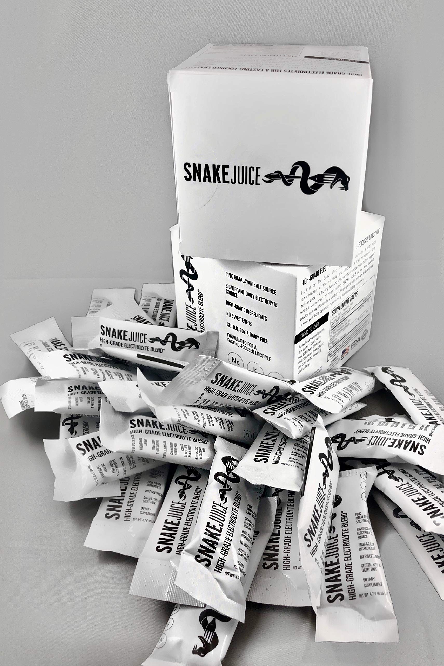 SNAKE Juice mixes easily in 500 ml to 1 liter water for hydration.