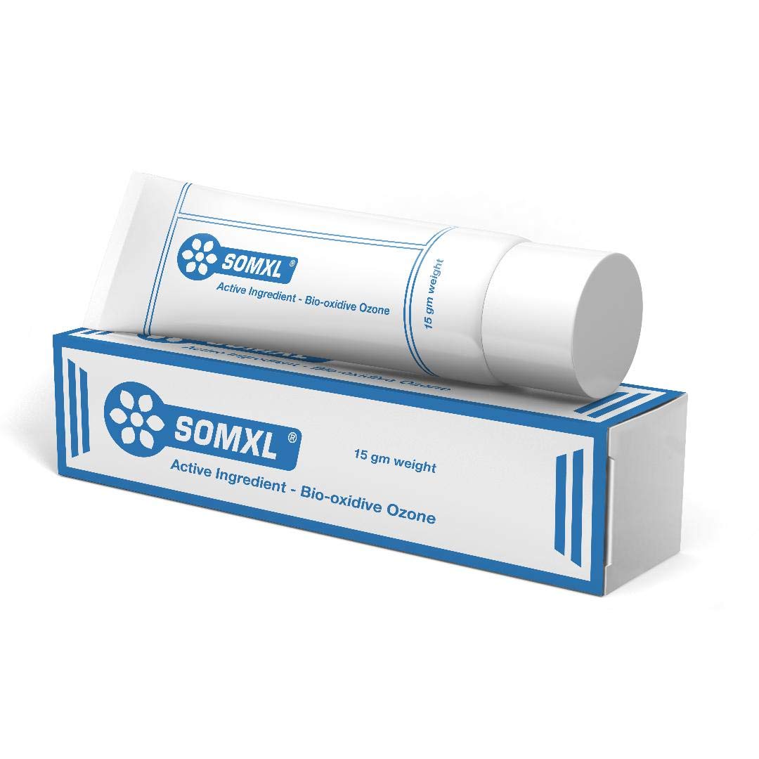 SOMXL genital wart removal bottle demonstrates gentle dual-action care for sensitive skin.