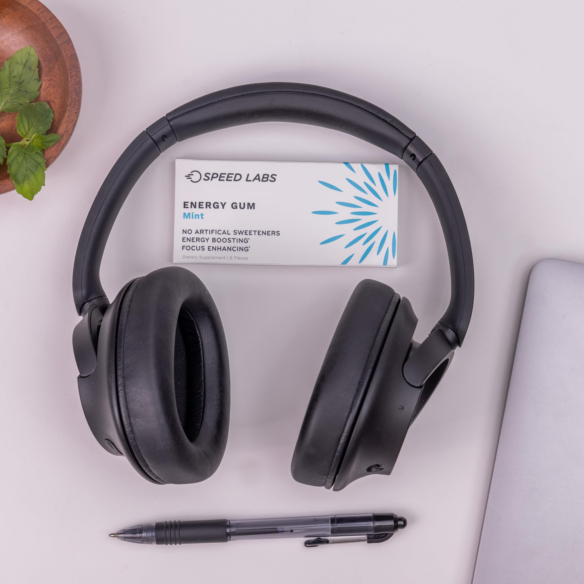 Speed Labs portable energy on-the-go is ready for meetings or workouts.