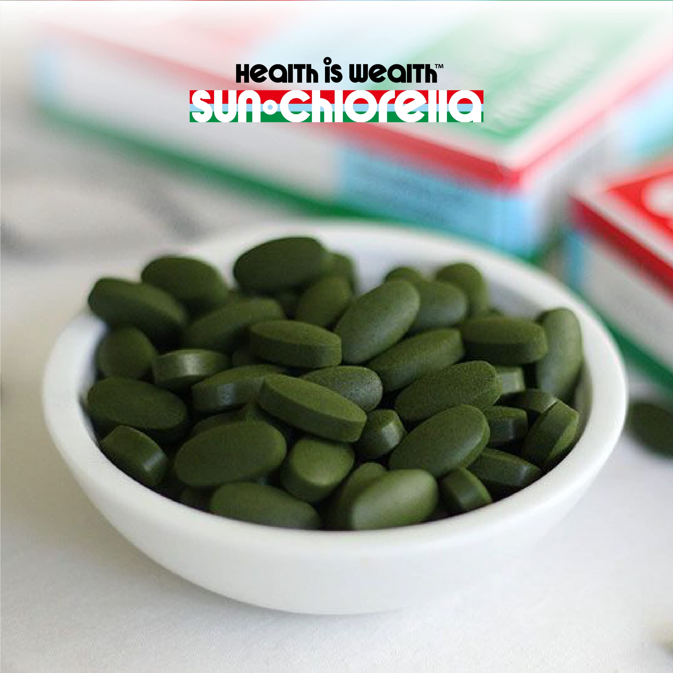 Sun Chlorella 500mg tablet serving suggests protein and iron in a compact tablet