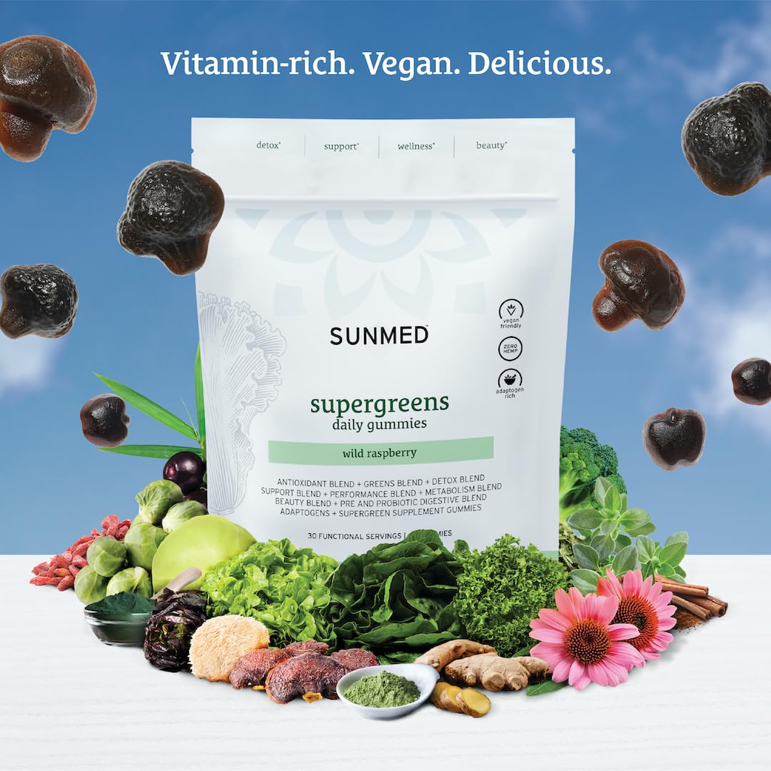 SUNMED Supergreens Daily Gummies closeup gummies shows chewy texture and energizing blend