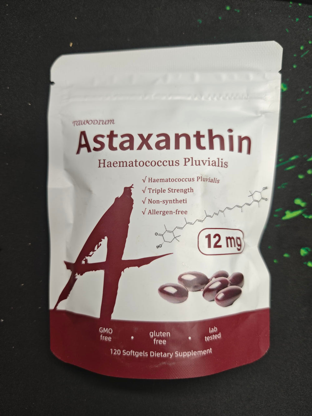 Chocolate flavor cue on Belano Astaxanthin indicating pleasant daily use