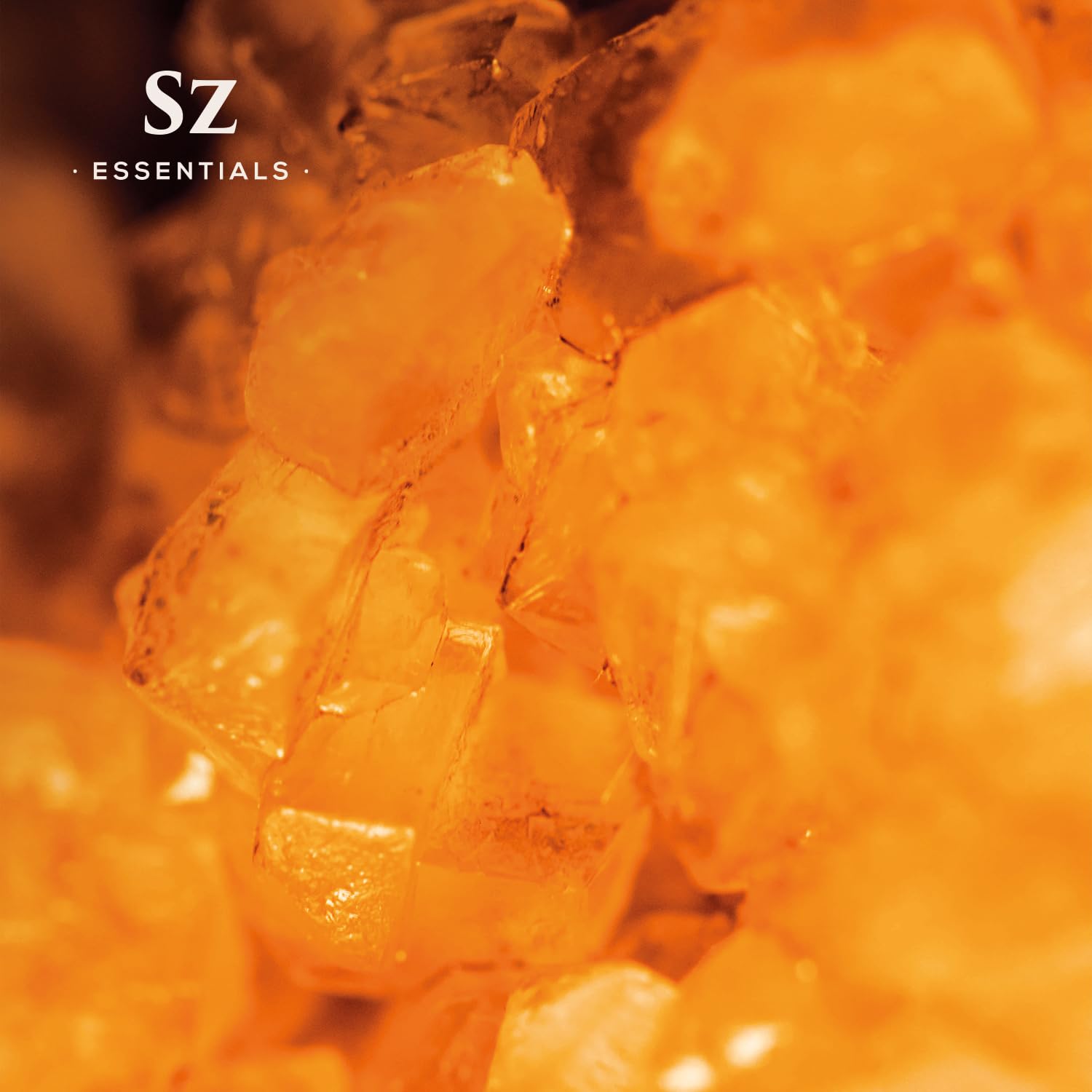 Sz Essentials Amber Oil in diffuser creates a soothing atmosphere.