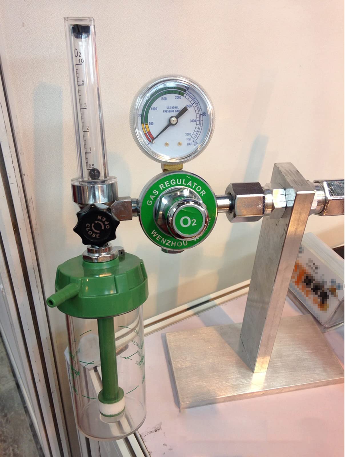 Terizger WX-YQ02 flow meter display allows accurate flow adjustment.