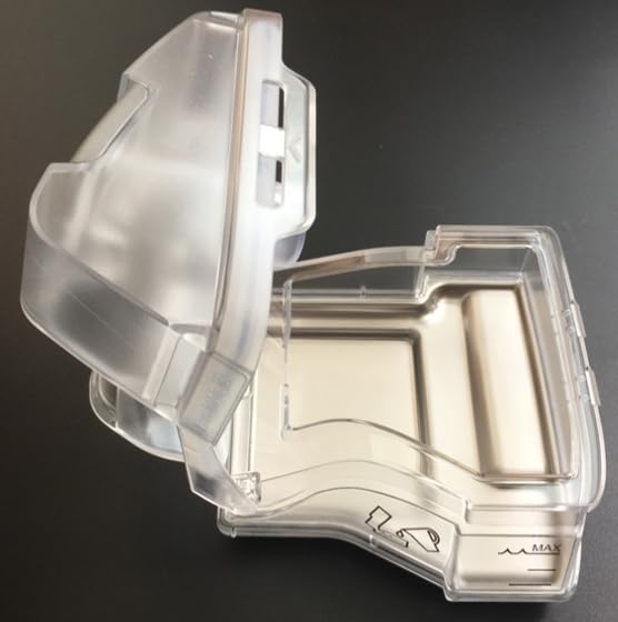 Tewuiopp AirSense 10 water chamber base latch for secure, simple detachment.