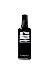 The Beauty Sandwich Amuse Bouche bottle pour shows precise hydration for daily use