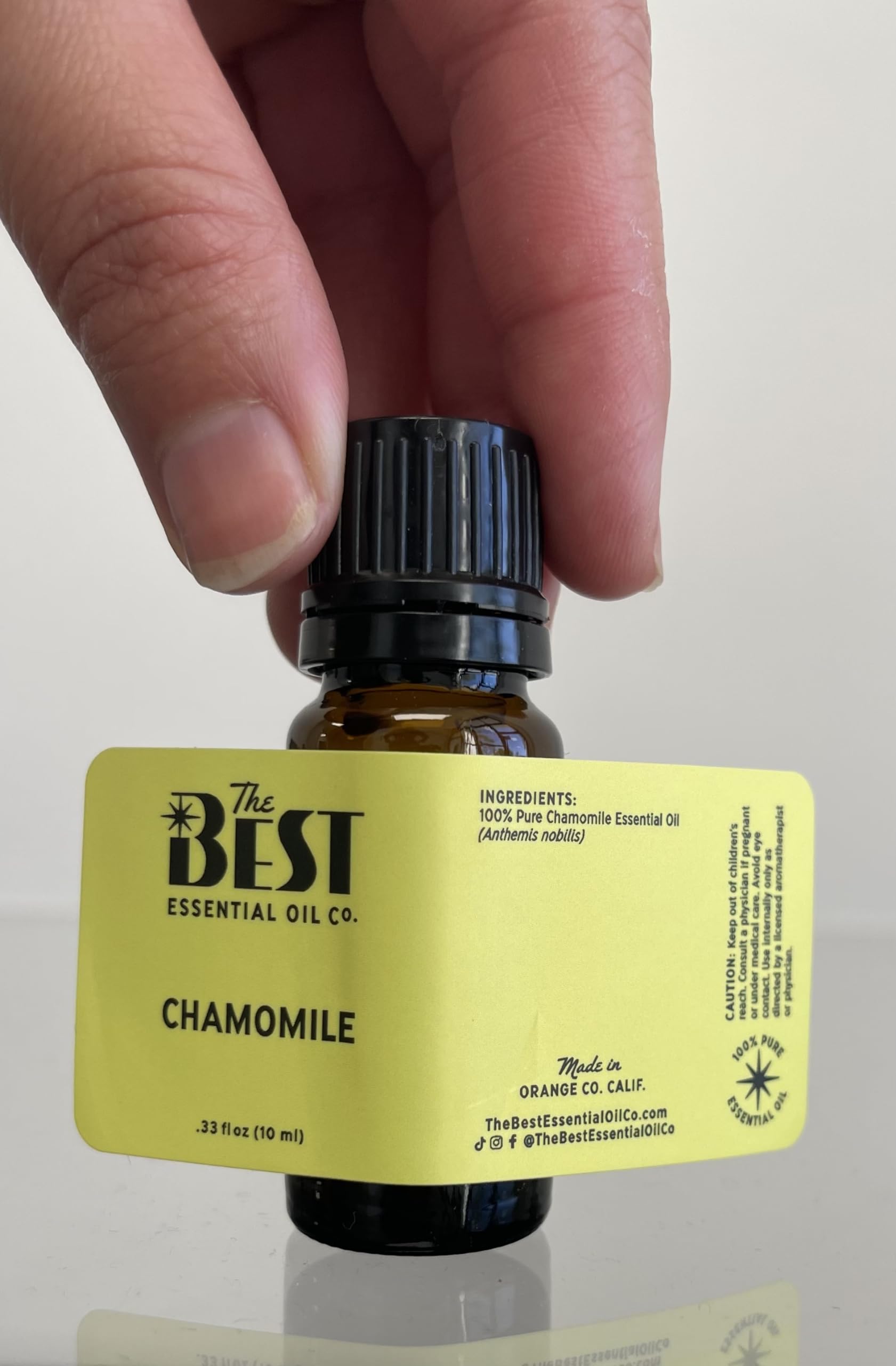 The Best Essential Oil Co chamomile label details emphasize purity