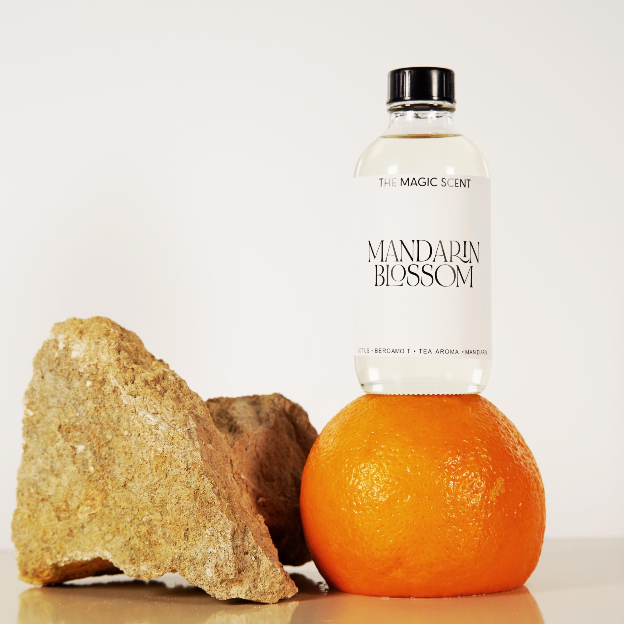 The Magic Scent Mandarin Blossom label close-up emphasizes vegan premium oil