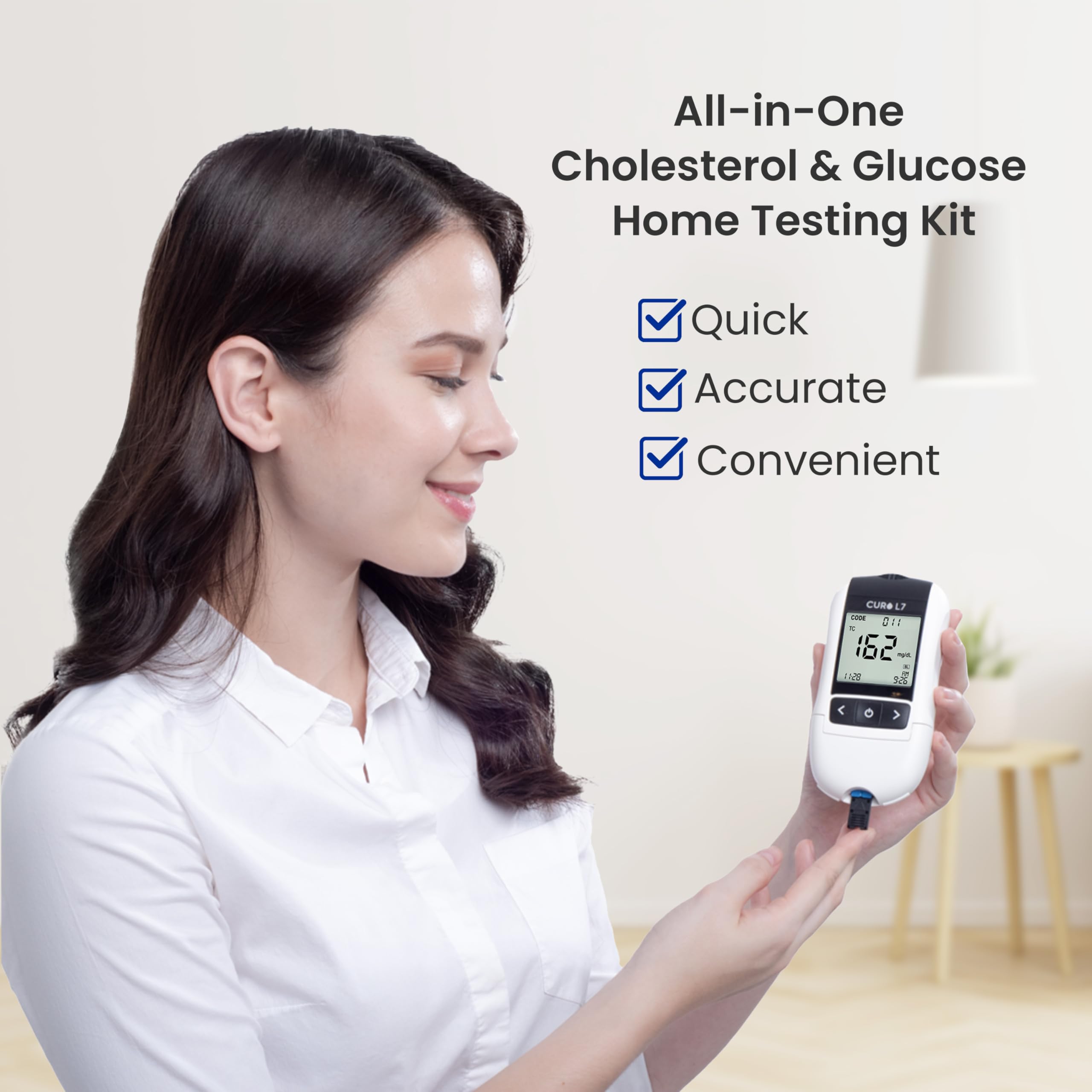 The Sommet CURO L7 glucose strip close-up for convenient at-home blood sugar tracking.