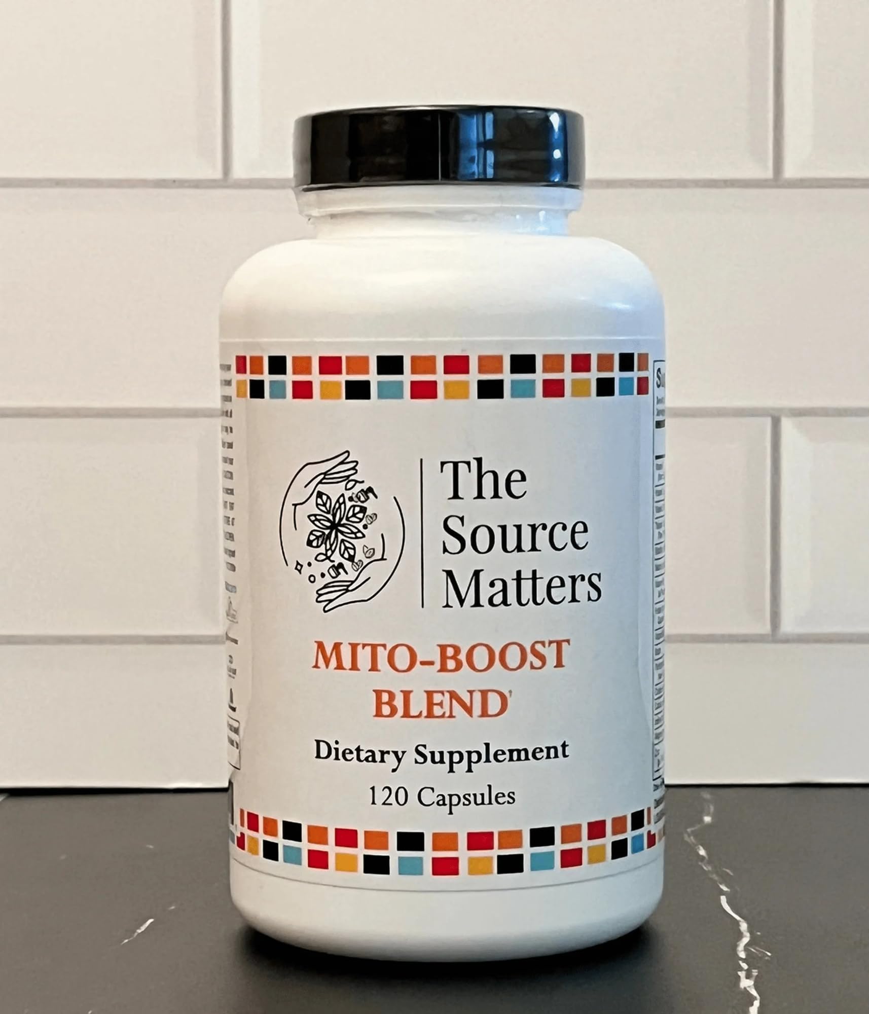Packaging box presentation supports everyday nutritional wellness routines.