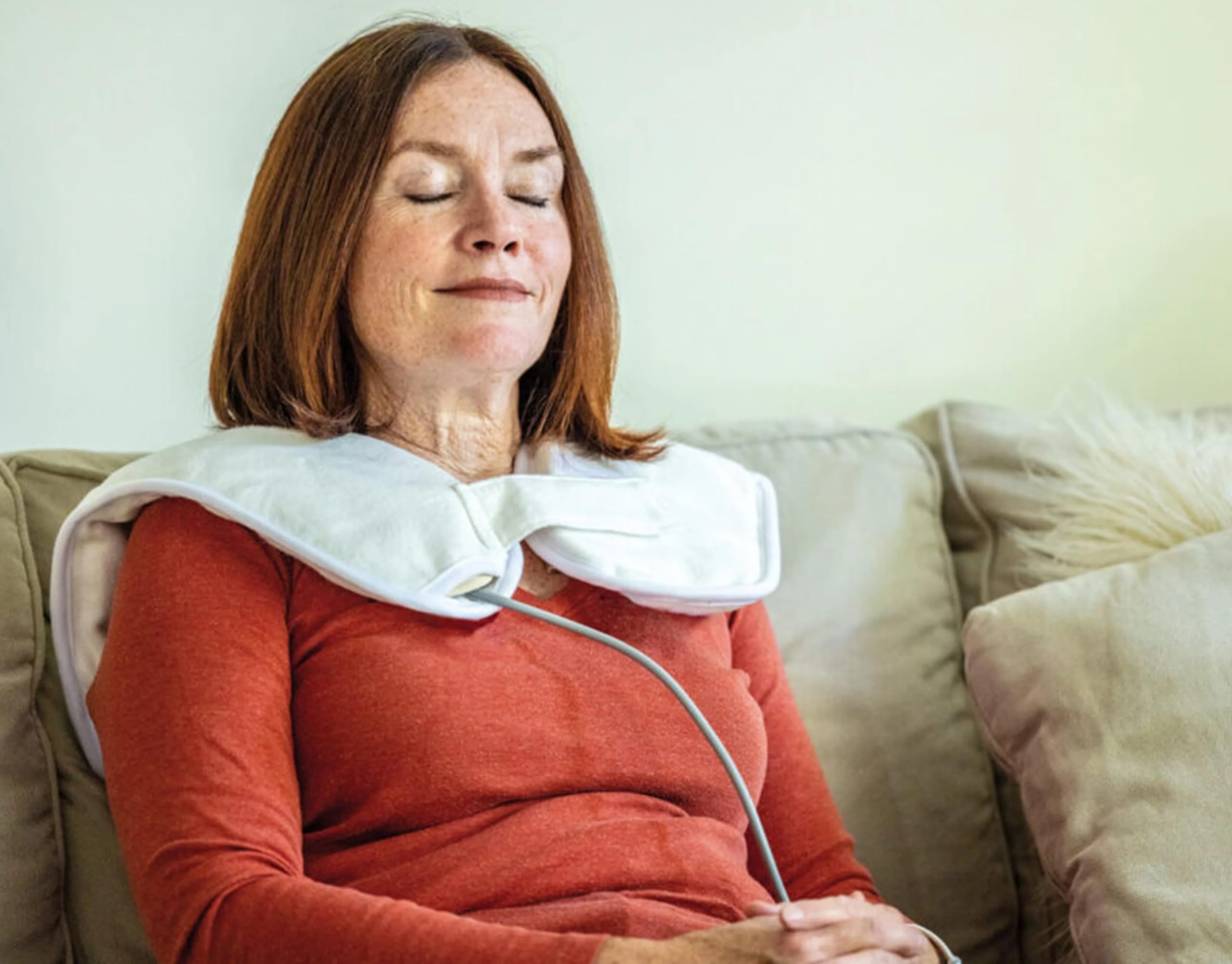 Thermophore MaxHEAT plush cover is latex-free and machine washable.