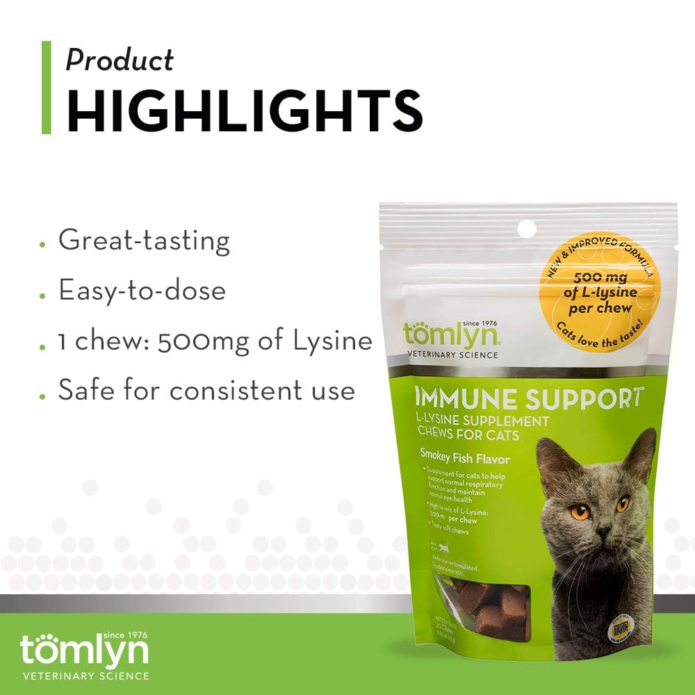 Tomlyn Immune Support Lysine chews product shot emphasizing daily use and convenience.