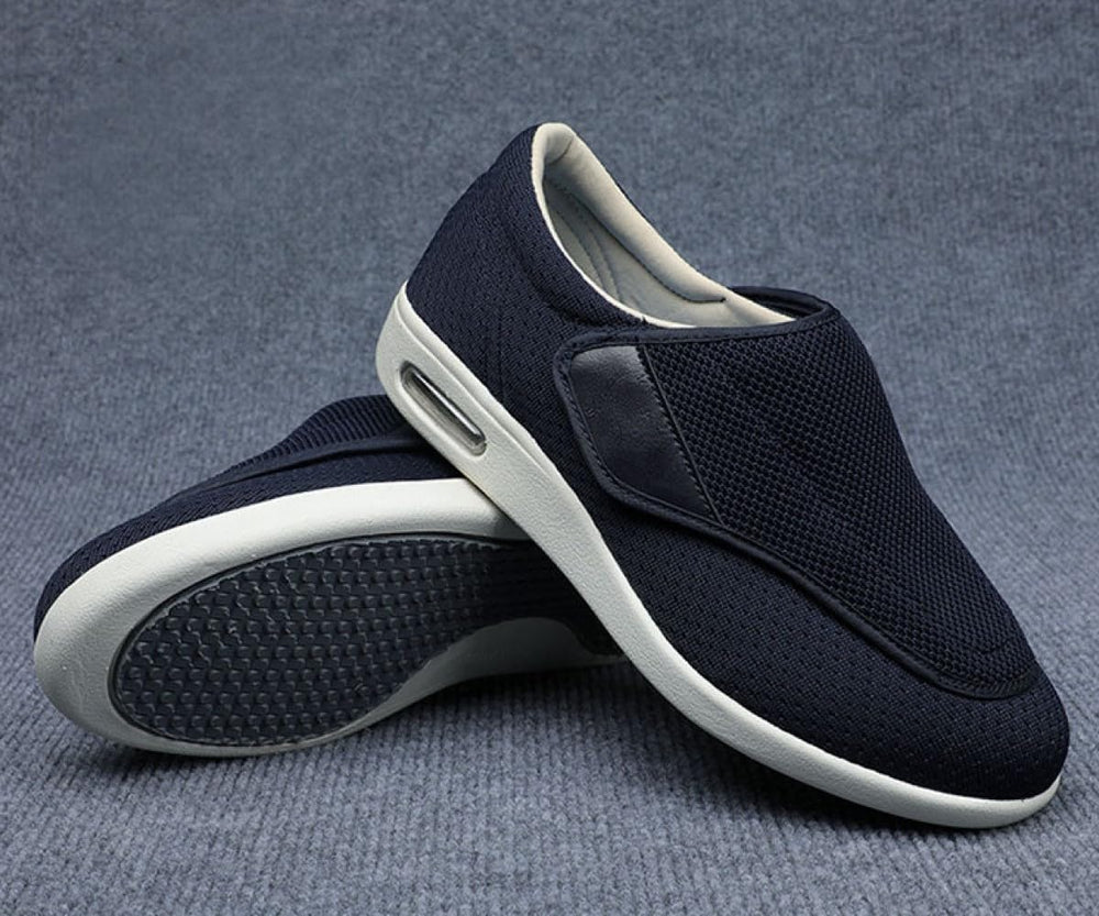 TomnuK breathable mesh upper keeps feet cooler during daily wear