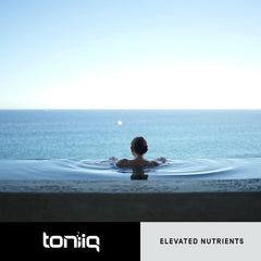 Toniiq freeze-dried probiotic powder close-up texture