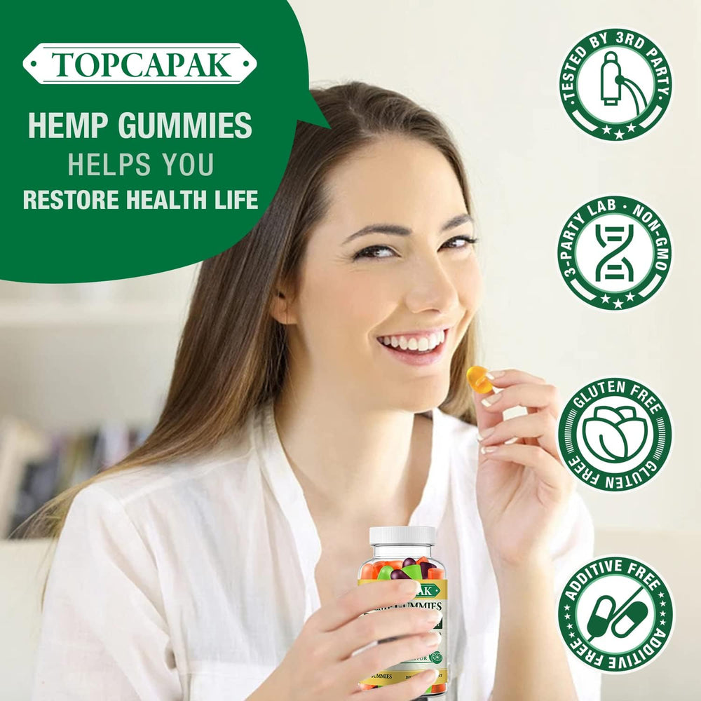 Gummy close-up of TOPCAPAK product emphasizing tasty, bite-sized form
