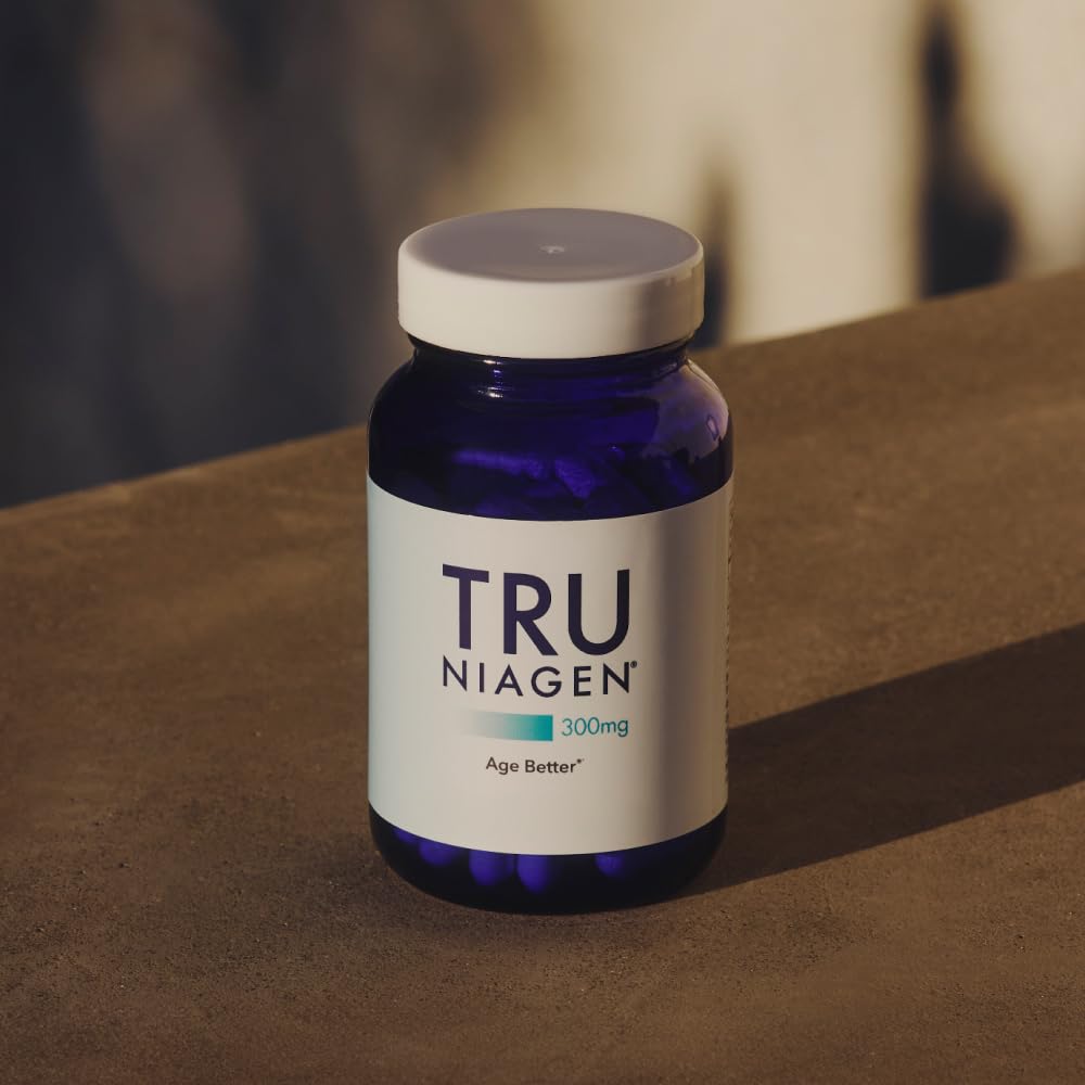 TRU NIAGEN capsules close-up emphasizing NR ingredient for cellular energy