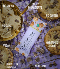 Truvani bar close-up highlights chocolate chips and almonds for natural flavor.