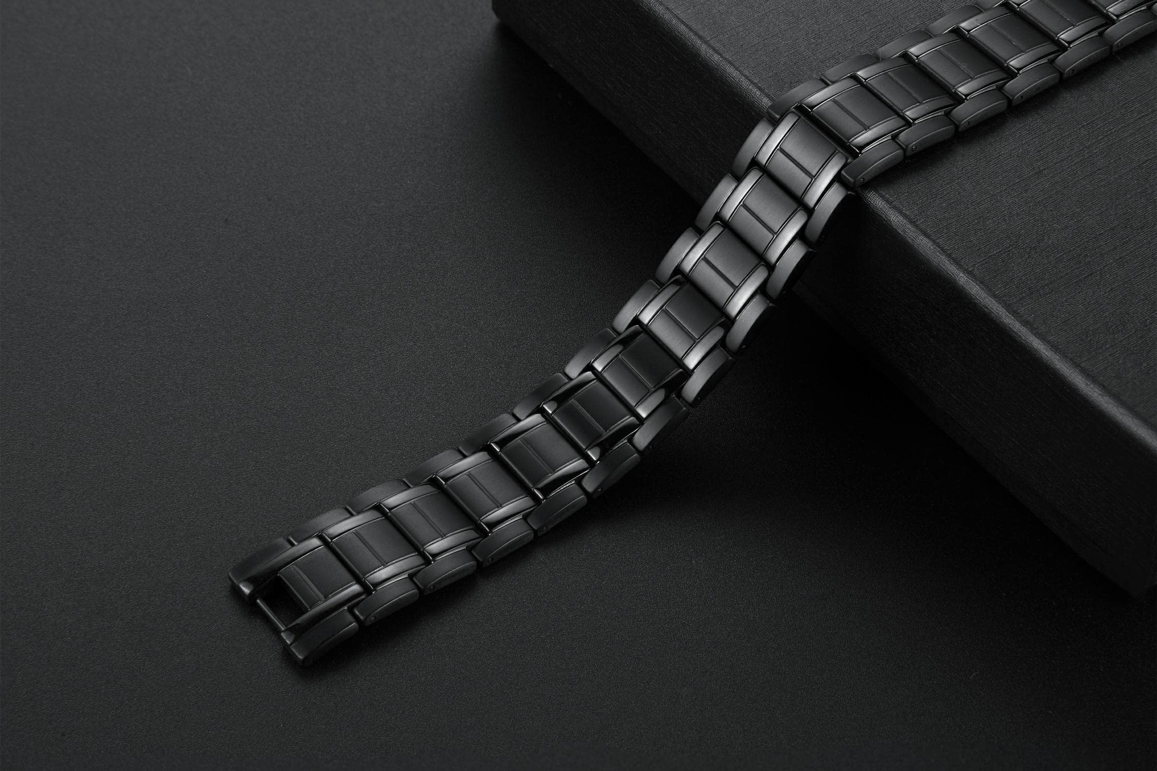 USWEL Strengthen bracelet instruction manual and quick-fit guide