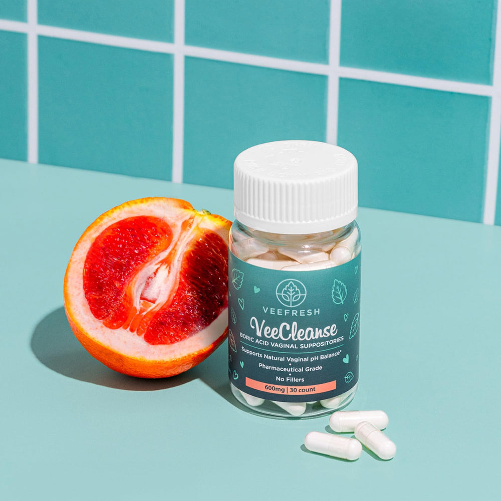 VeeFresh VeeCleanse boric acid suppositories daily-use shows discreet routine care.