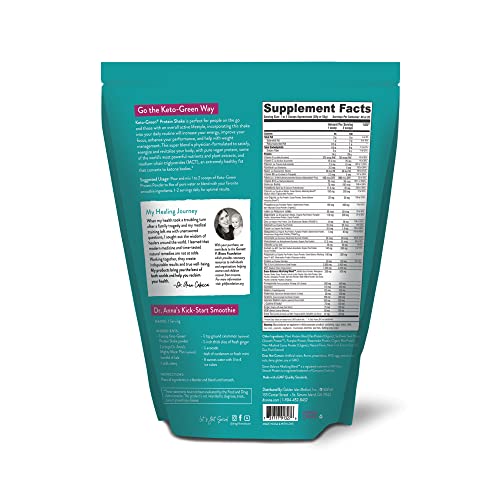 VIDAPURA Keto-Green Protein Shake in glass with chocolate shake
