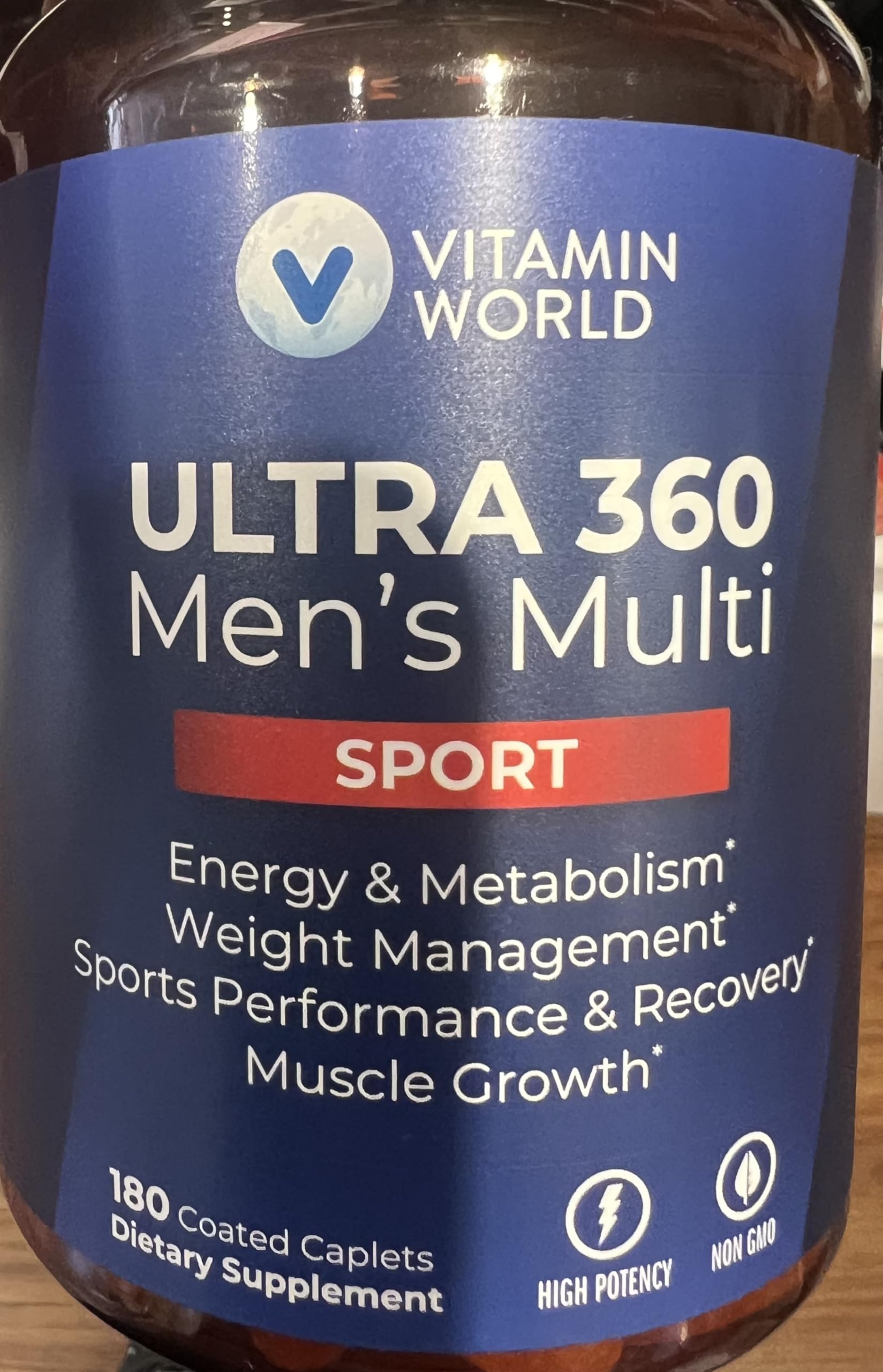 Vitamin World Ultra 360 Men’s Multi Sport bottle supports daily energy and workout recovery.