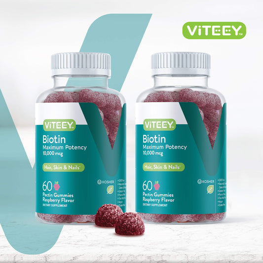 Viteey Biotin Gummies raspberry gummies close-up for convenient daily use.