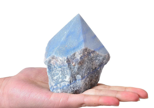VIZYTOU Blue Aventurine wand with unique natural patterns for mindful reflection.