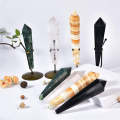 VIZYTOU Emerald Wand Crystal Collecting fits any display.
