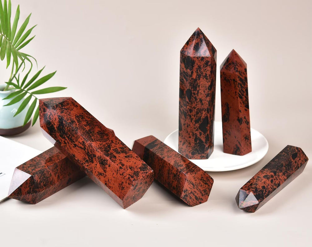 VIZYTOU mahogany-obsidian crystal detail showing color variation