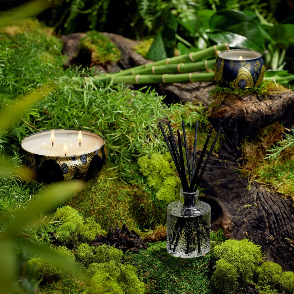 Voluspa Moso Bamboo diffuser packaging featuring Japonica pattern and eco-friendly finish.