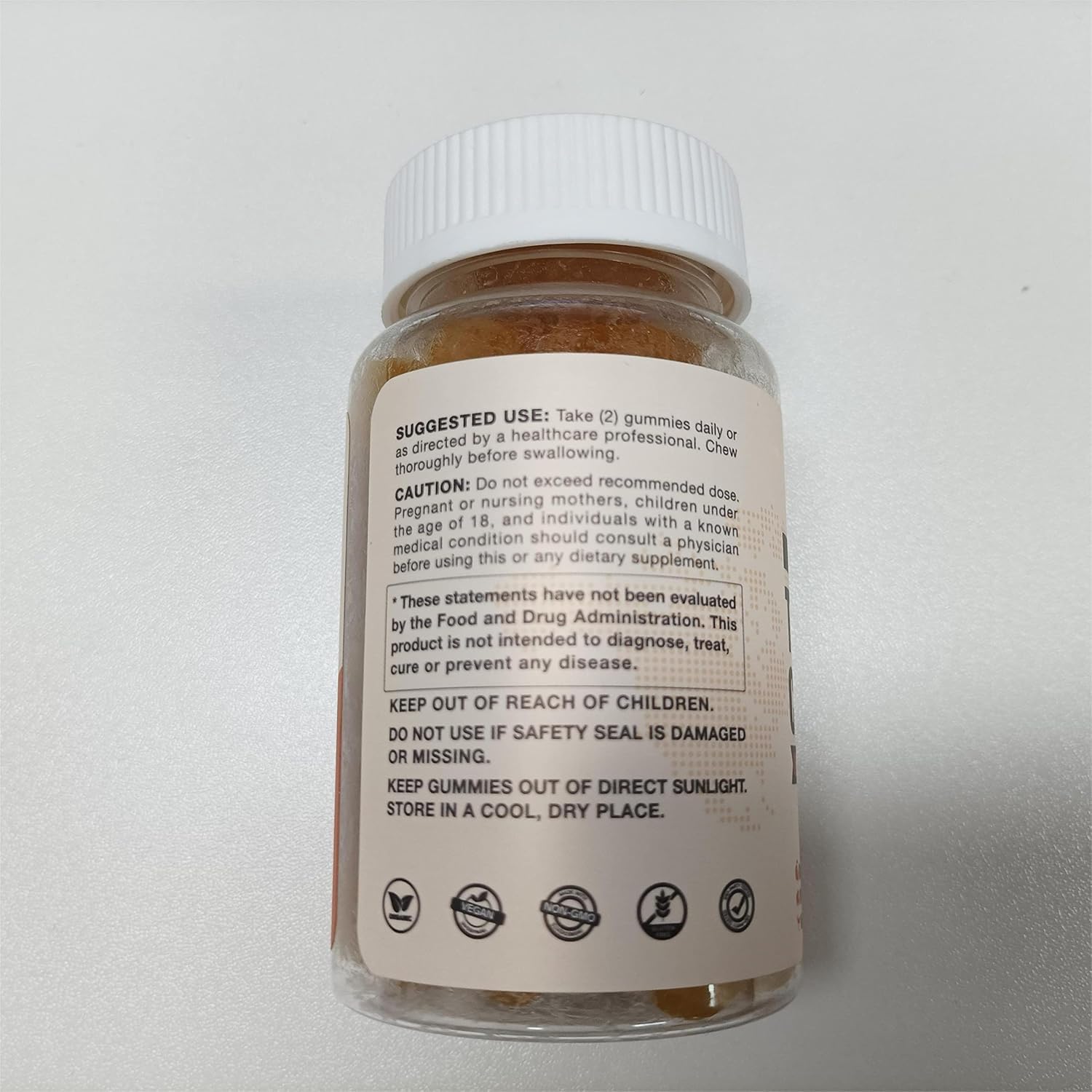 WACHRAY Turmeric Curcumin Gummies kid-friendly serving for gentle daily wellness.