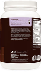 Wellah whey label close-up highlighting prebiotics and probiotics for digestion.