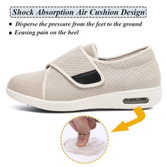 W&LESVAGO adjustable closures ensure a customizable fit throughout the day
