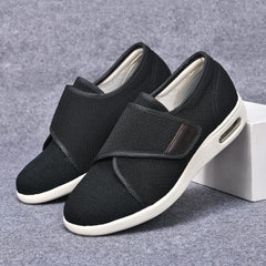 W&LESVAGO lightweight construction enhances all-day ease of wear.