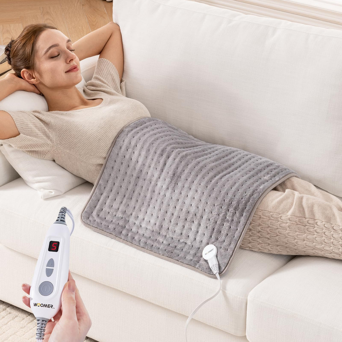 WOOMER extra-large heating pad provides full-body coverage for targeted warmth.