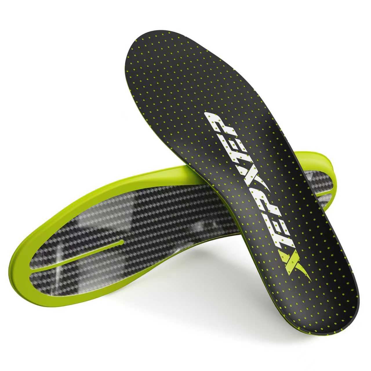 XEPXEP carbon fiber performance insole demonstrates energy return for faster sprints.