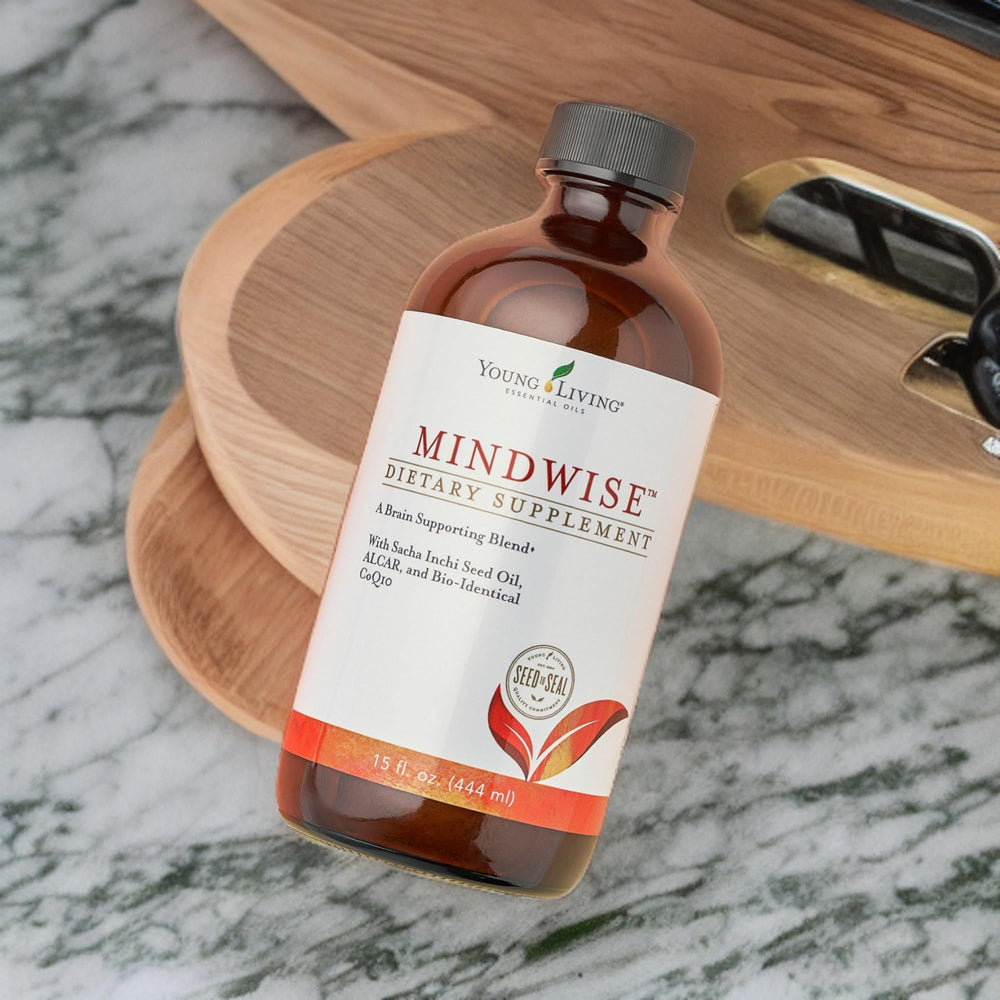 Close-up MindWise label shows Vitamin D3 and ALCR ingredients.