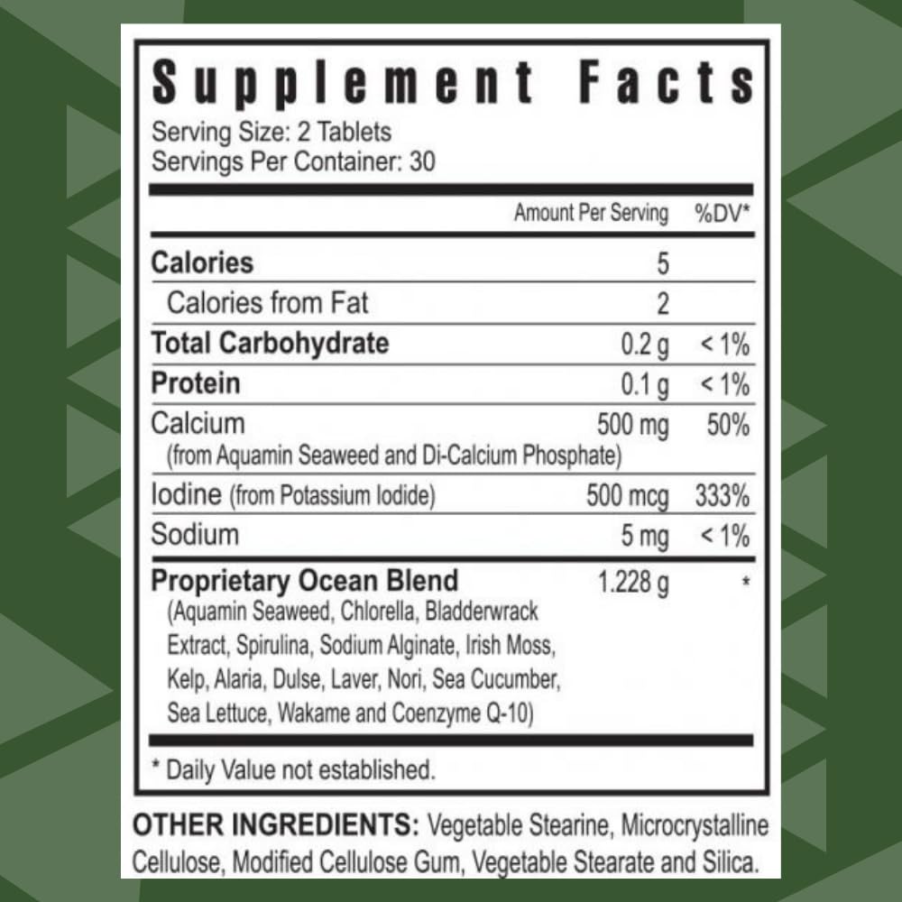 Close-up of kelp and chlorella, highlighting ocean-derived nutrients for heart-friendly nutrition.