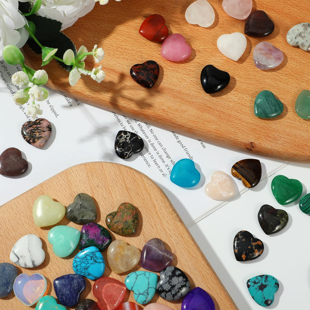 Yuanan heart crystal compact pack fits pockets and bags.