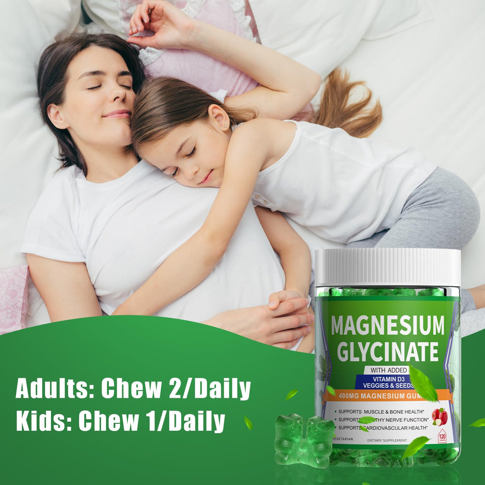 YUMOYI SPRUCE JIYIN bottle showcases vitamin D3, greens, for holistic support.