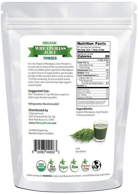 Z Natural Foods wheat grass powder scoop, convenient for quick mix into juices.